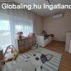 Monor kertvrosban, 2 lakrszbl ll hz 520 m2 tel