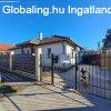 Vecssen 117 m2-es, 5 hlszoba + nappalis hz, 438 m2 t