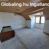 Gombn feljtst ignyl 150 m2 hz, 916 m2 telek