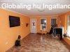 Feljtott hz Nagybajomban kzel a vroskzponthoz