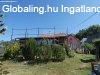 Elad csaldi hz Vcrtt, 	csendes utcban