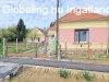 Elad csaldi hz Misefa, 	Csendes utcja