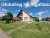 Elad csaldi hz Bcsalms, 	Kztrsasg utca
