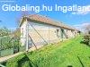Elad csaldi hz Zalavr, 	Kis-Balaton kzelsge