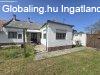 Elad csaldi hz Madaras, 	Honvd utca