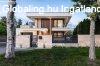 Elad 248 nm-es j pts Csaldi hz rd Parkvros 