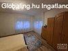 Zsombn csaldi hz csendes helyen elad!