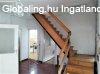 Kzpontban kt utcra nyl szuternes, tetteres, 4 szoba, 