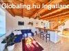 Eladó 400m2-es Családi ház, Salföld