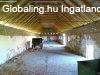 KT LAKHZAS ingatlan hatalmas mellkpletekkel, NAGY TELE