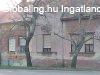 Szolnokon csaldi hz, kt lakrsz, 137 nm elad!