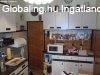 Balatonkenese kzpontjban 117 m2 lakhz kbl rakott kln