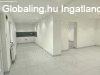 Elad csaldi hz Tpiszele kzpontjban