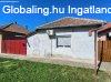 Elad csaldi hz Fegyvernek kzpontjban!