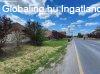 Elad csaldi hz Fegyvernek futcjn!