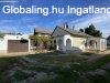Tbb genercis csaldi hz Balatonboglron elad!