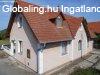Badacsonytrdemicen panorma, s egy nagy hz vrja!