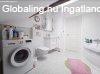 Csillaghegy kzponti rszn, kzel a HV-megllhoz tbbfunk
