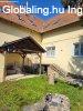 Kisnmedi kzpontjban 118 m2-es, 4 szobs, feljtott tgla