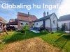 Elad csaldi hz Balatonkeresztr, 	Kzpontban lv mgis c