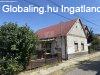 Elad csaldi hz Enying, 	Kzpont