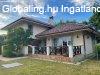 Hegyeshalomtl nem messze, 183,67 m2-es csaldi hz s 92 m2