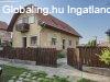 Elad csaldi hz Dny, 	Dny csendes rszn