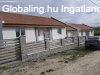 Elad ikerhz Szada, 	Csak garzzsal rintkez hzak