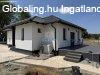 Elad csaldi hz Slysp, 	Hatr t