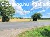Elad csaldi hz Cserszegtomaj, 	Szomszd mentes rsze