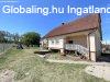Nappali + 3 szobs feljtott csaldi hz - 1000 nm-es telek