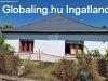 Elad csaldi hz Nagykta, 	Kzponti helyen