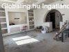 Tokodaltrn feljts alatt ll, modern csaldi hz ELAD 