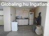 Smegen egy kicsi hz, j tulajra vr!