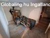 Elad tgas csaldi hz nagy telekkel, mellkpletekkel s 