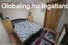 Kisl�ngon hitelk�pes, k�t szob�s, nappalis csal�di h�z elad�