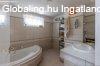 Elad� 96.00 nm-es Fel�j�tott Csal�di h�z P�cs �jhegy 