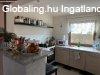 Csal�di h�z elad� Si�fok kertv�ros�ban.