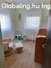 �d�nd csendes utc�j�ban elad� egy fel�j�tott csal�di h�z
