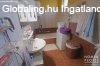Kisteleken  tip-top kis t�gla h�z elad�!