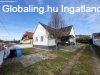 Elad� 108.00 nm-es Fel�j�tott Csal�di h�z Sikl�s