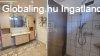 Elad� csal�di h�z Szakony, 	K�zpont