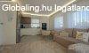 T�gl�s k�zpontj�ban, 2024-ben �p�lt, f�ldszintes, 90 m2-es, 