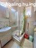 �rden v�rja �j lak�it, csod�s kertv�rosi k�rnyezetben ez a T