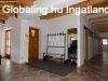 Elad� csal�di h�z V�l, 	Csendes zs�kutc�ban