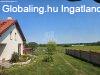 Elad� csal�di h�z Fert�r�kos, 	T�part