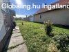 Elad� 100.00 nm-es Fel�j�tand� Csal�di h�z Gyomaendr�d