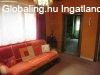 Elad� fel�j�tott csal�di h�z Kar�don