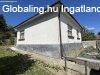 Vil�gos, azonnal k�lt�zhet� csal�di h�z nyugodt k�rnyezetben