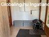 Elad� csal�di h�z P�ty, 	�falu